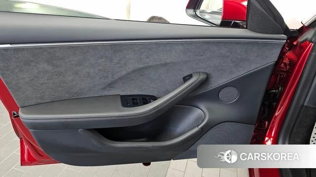 Tesla Model 3 id 4934522 из Кореи 16