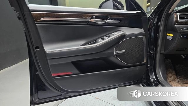 Genesis G90 id 4977655 из Кореи 16