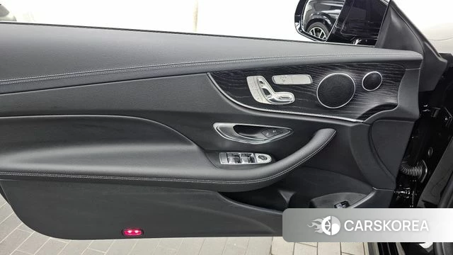 Mercedes-Benz E-Class W213 id 4982378 из Кореи 16