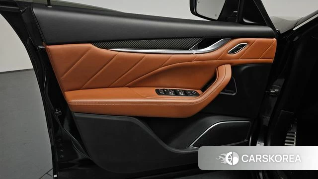 Maserati Levante id 4930680 из Кореи 16