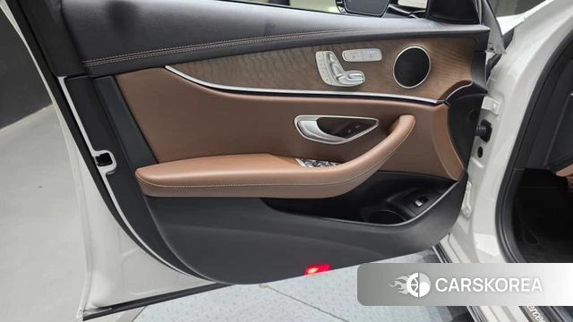 Mercedes-Benz E-Class W213 id 5027729 из Кореи 16