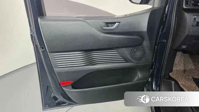 Hyundai Staria id 5021615 из Кореи 16