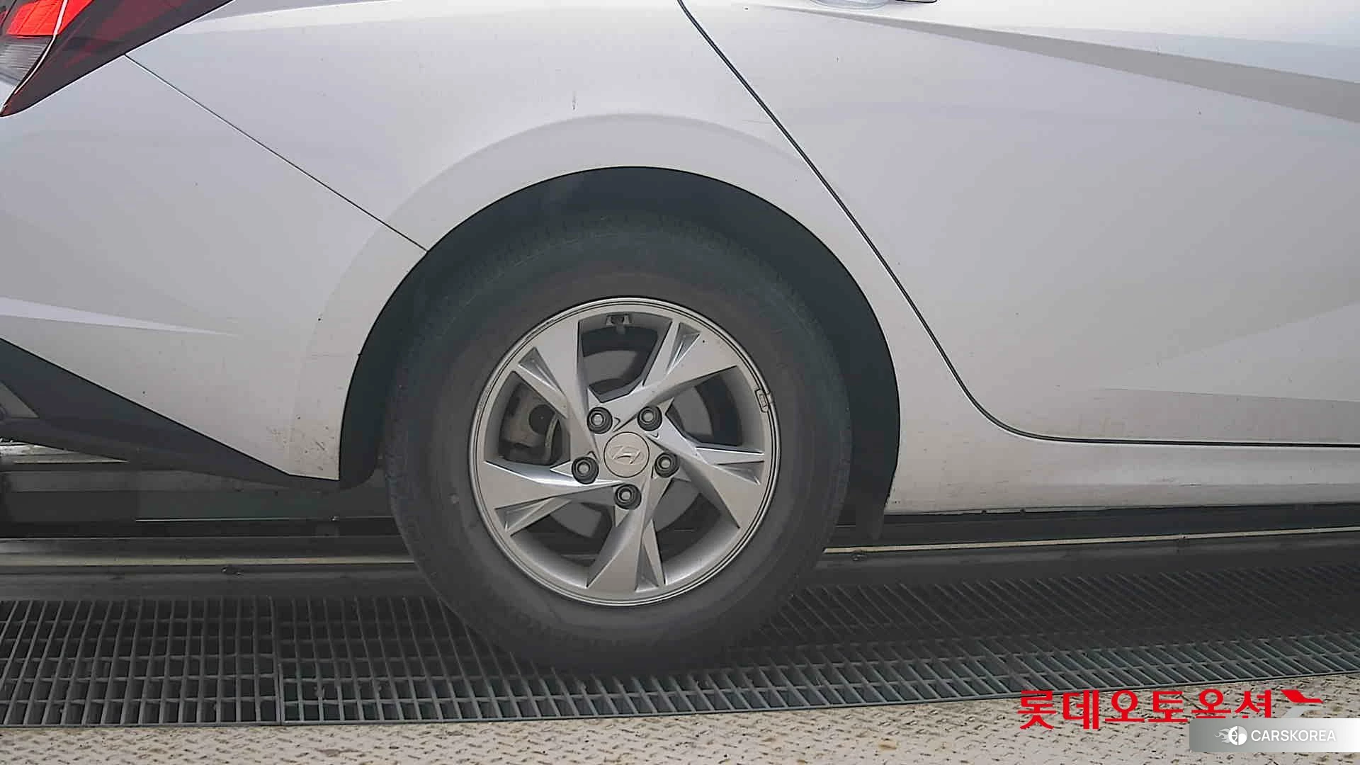 Hyundai Avante id 4984602 из Кореи 16