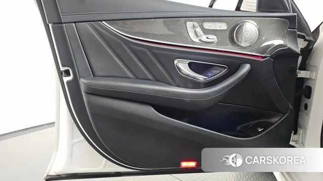 Mercedes-Benz E-Class W213 id 5040472 из Кореи 16