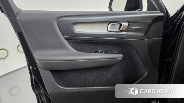 Volvo XC40 id 4992725 из Кореи 16