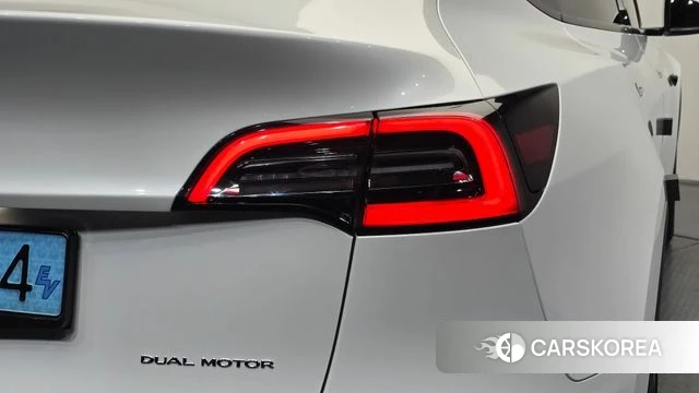 Tesla Model Y id 5012883 из Кореи 16