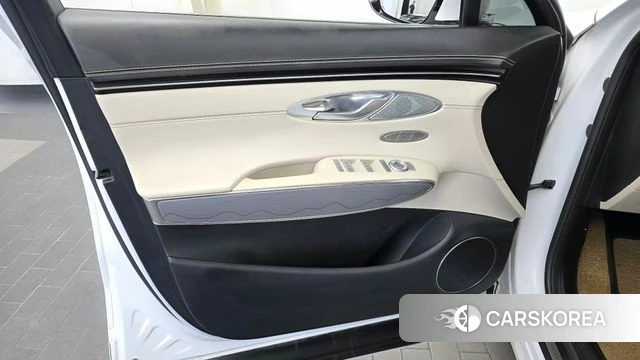 Genesis GV70 id 4951910 из Кореи 16