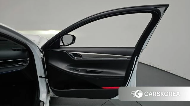 Hyundai The New Grandeur IG id 5013072 из Кореи 16