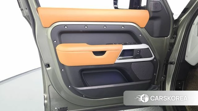 Land Rover Defender (L663) id 4991922 из Кореи 16