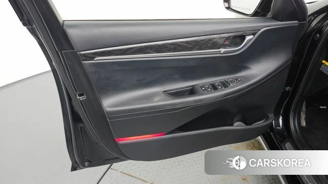 Hyundai Grandeur IG id 5018445 из Кореи 16