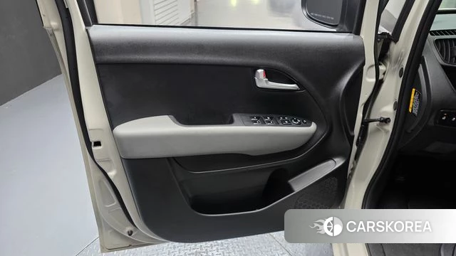 Kia The New Kia Ray id 5026447 из Кореи 16