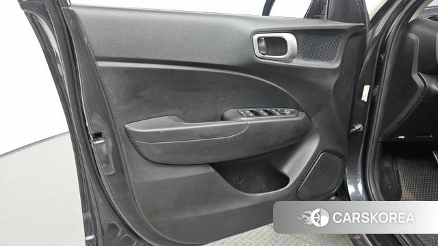 Hyundai Venue id 4717569 из Кореи 16