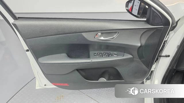 Kia Come New K3 id 5053908 из Кореи 16