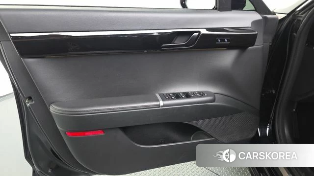 Hyundai Grandeur Hybrid (GN7) id 4783745 из Кореи 16