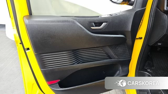 Hyundai Staria id 4224348 из Кореи 16