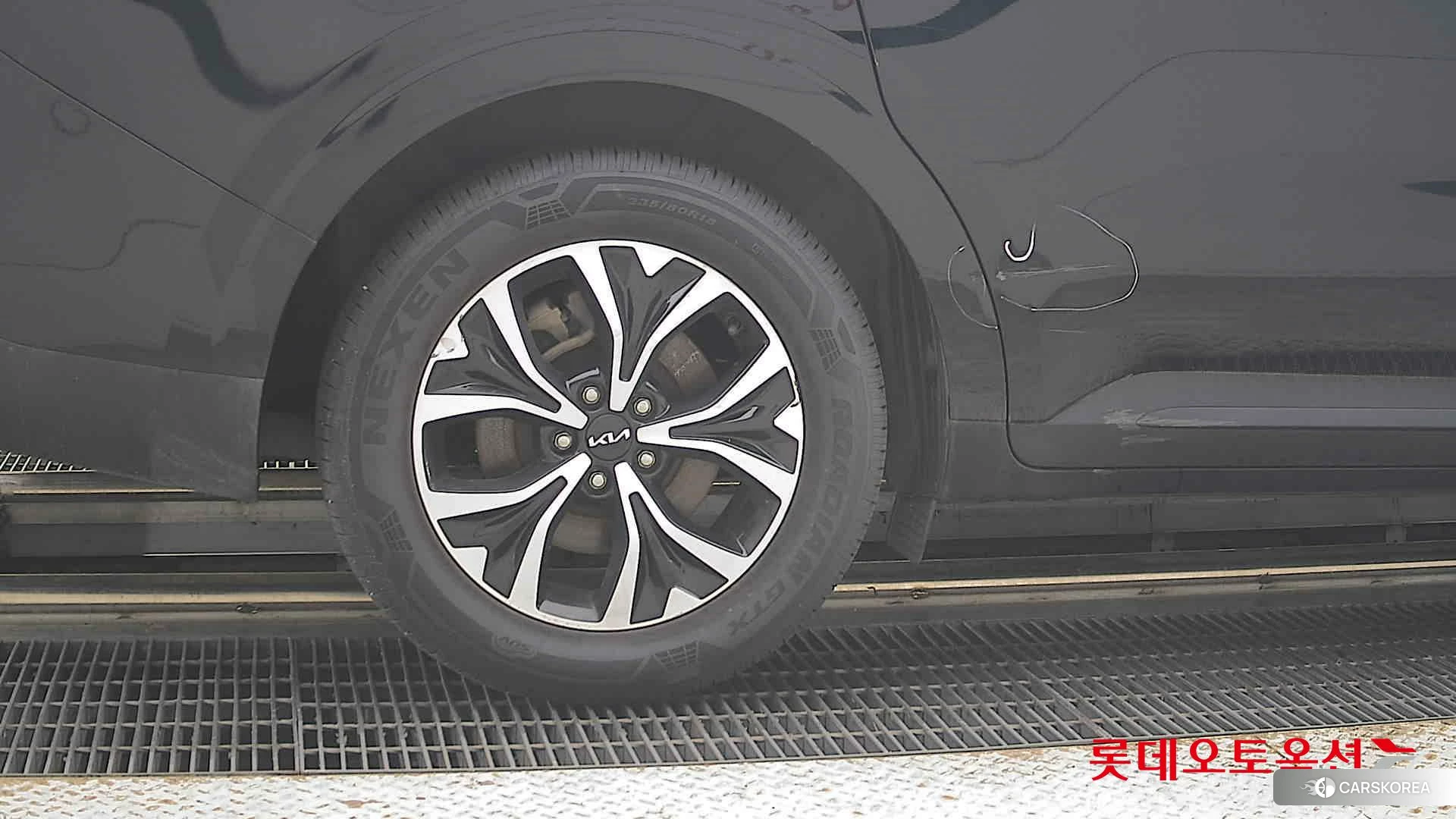 Kia Carnival id 4984675 из Кореи 16