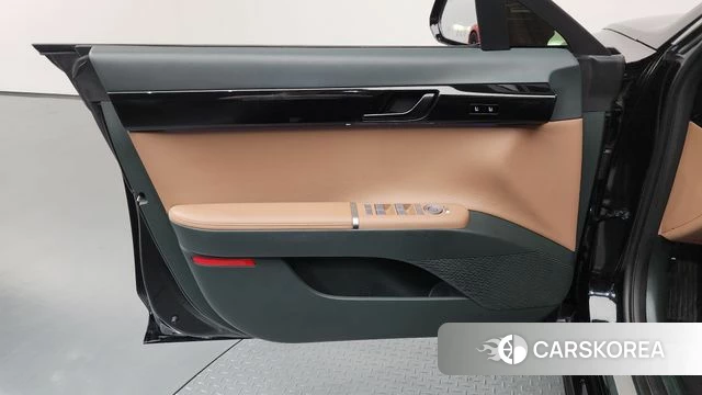 Hyundai Grandeur Hybrid (GN7) id 4834783 из Кореи 16