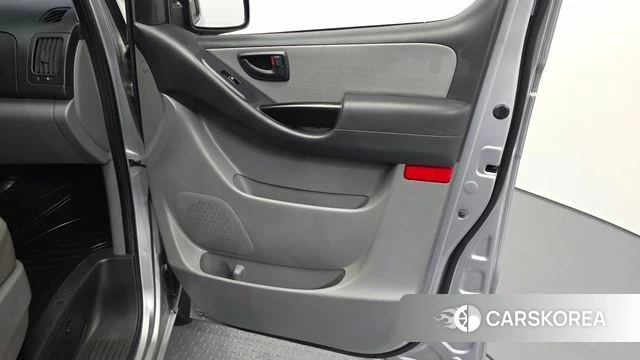 Hyundai The New Grand Starex id 4967600 из Кореи 16