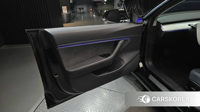 Tesla Model 3 id 4775821 из Кореи 16