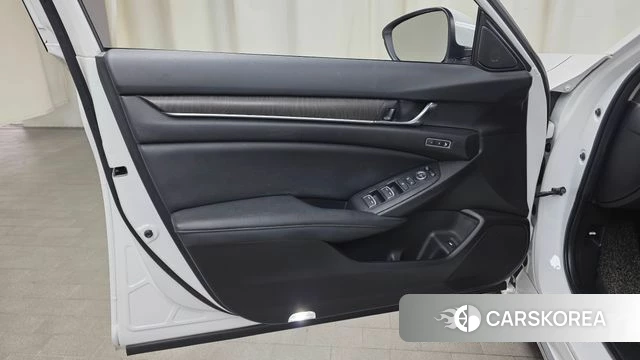 Honda Accord 10th Generation id 4952773 из Кореи 16