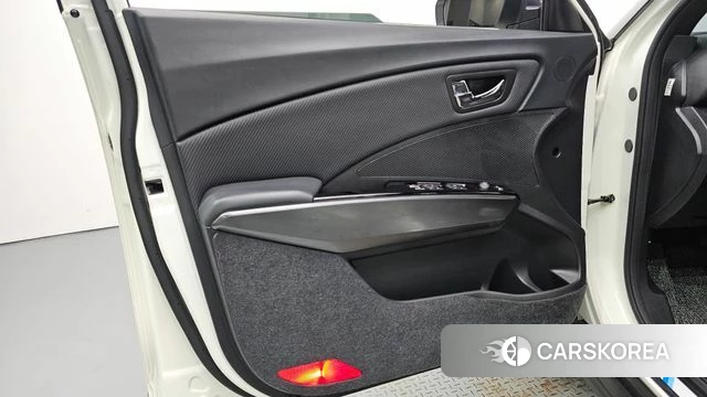 Ssangyong Berry New Tivoli id 4937424 из Кореи 16