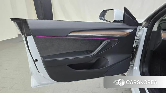 Tesla Model 3 id 4958791 из Кореи 16