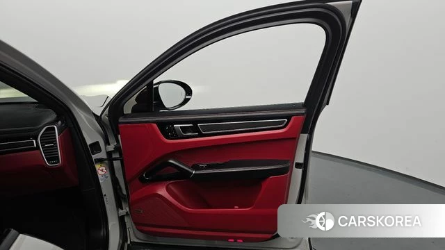 Porsche Cayenne (PO536) id 5021999 из Кореи 16