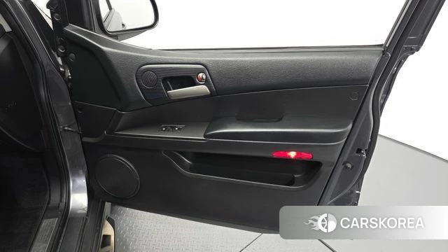 Ssangyong The New Korando Sports id 4998943 из Кореи 16