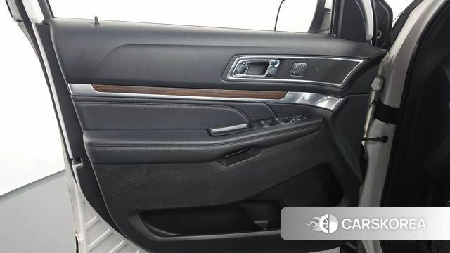Ford Explorer id 4988031 из Кореи 16