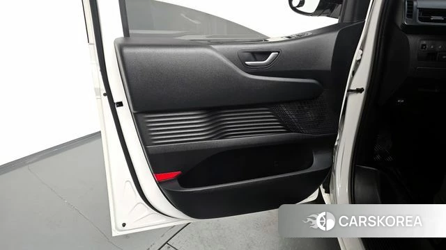 Hyundai Staria id 4376742 из Кореи 16