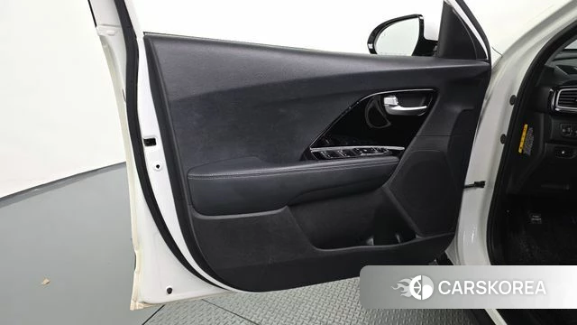 Kia Niro id 5023868 из Кореи 16