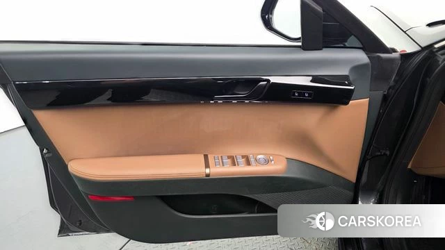 Hyundai Grandeur Hybrid (GN7) id 5021330 из Кореи 16