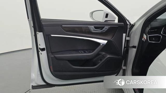 Audi A6 (C8) id 4998305 из Кореи 16
