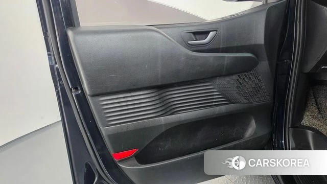 Hyundai Staria id 5026998 из Кореи 16