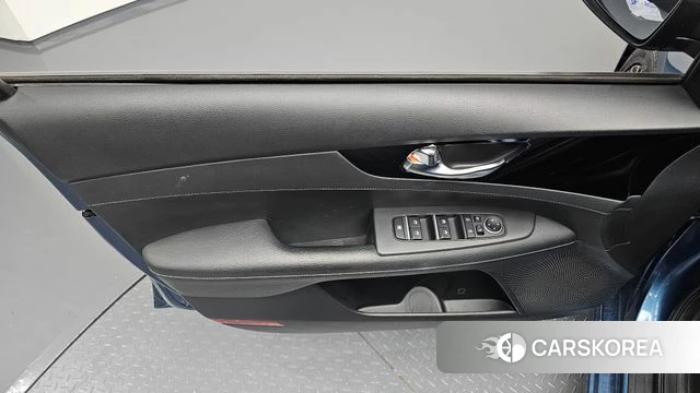 Kia The New K3 2nd generation id 4898564 из Кореи 16