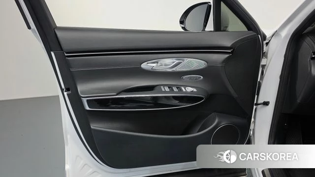 Genesis GV70 id 4986247 из Кореи 16