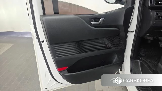 Hyundai Staria id 4976318 из Кореи 16