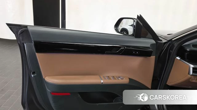 Hyundai Grandeur (GN7) id 4965007 из Кореи 16