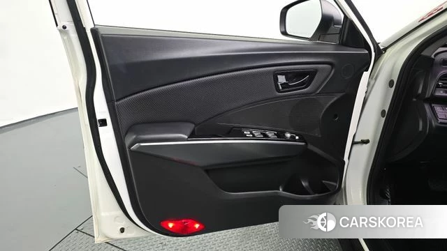 Ssangyong Tivoli Armor id 5004687 из Кореи 16