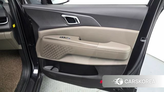 Kia The New Carnival 4th Generation id 5033098 из Кореи 16