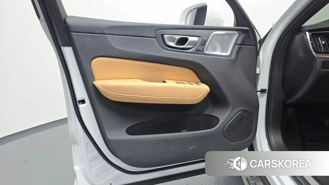 Volvo XC60 second Generation id 4904724 из Кореи 16