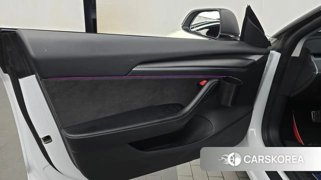 Tesla Model 3 id 4688080 из Кореи 16