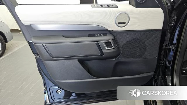 Land Rover Discovery 5 id 5046538 из Кореи 16