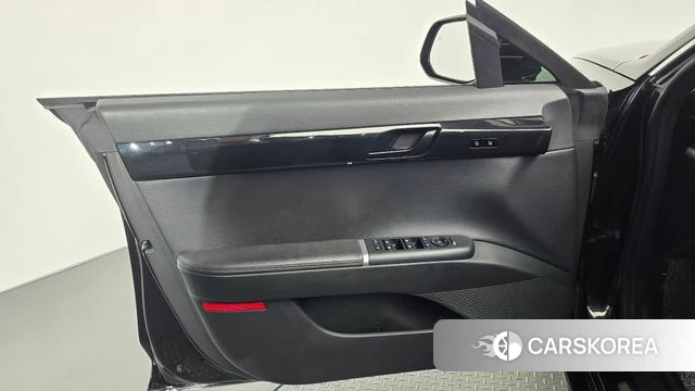 Hyundai Grandeur Hybrid (GN7) id 4981172 из Кореи 16
