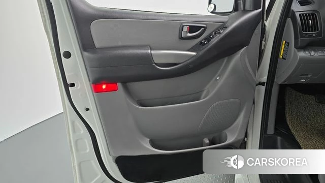 Hyundai The New Grand Starex id 5054622 из Кореи 16