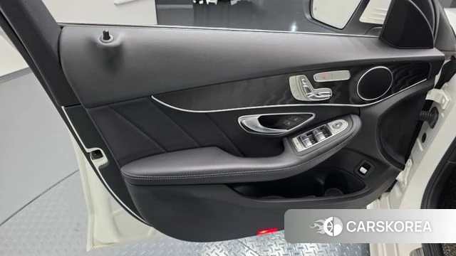 Mercedes-Benz C-Class W205 id 4937460 из Кореи 16