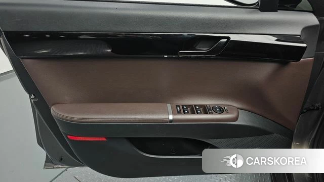Hyundai Grandeur (GN7) id 5026897 из Кореи 16