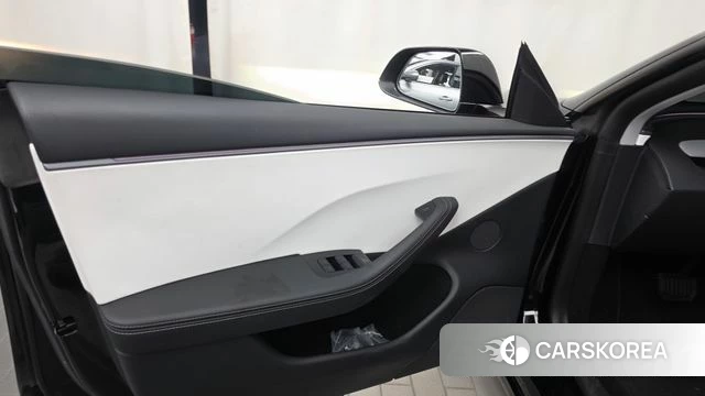 Tesla Model 3 id 5015924 из Кореи 16