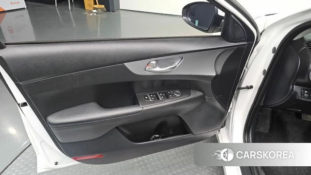 Kia The New K3 2nd generation id 4758451 из Кореи 16