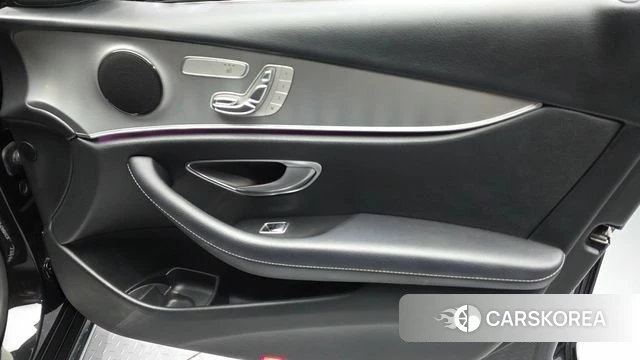 Mercedes-Benz E-Class W213 id 4937648 из Кореи 16